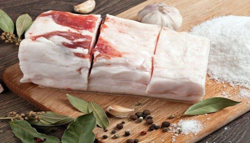 Как легко и вкусно посолить сало в домашних условиях