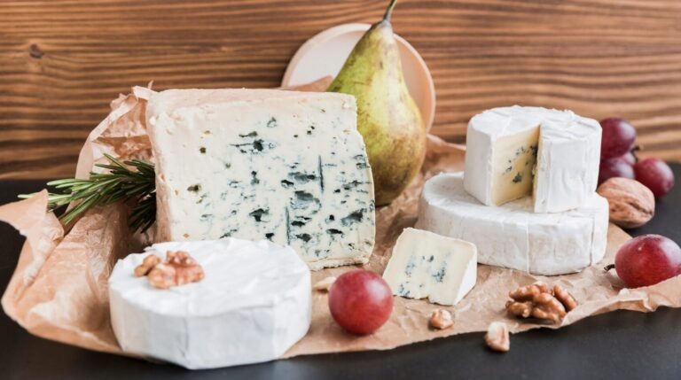 Сыр как спасение от изжоги: новое открытие китайских исследователей