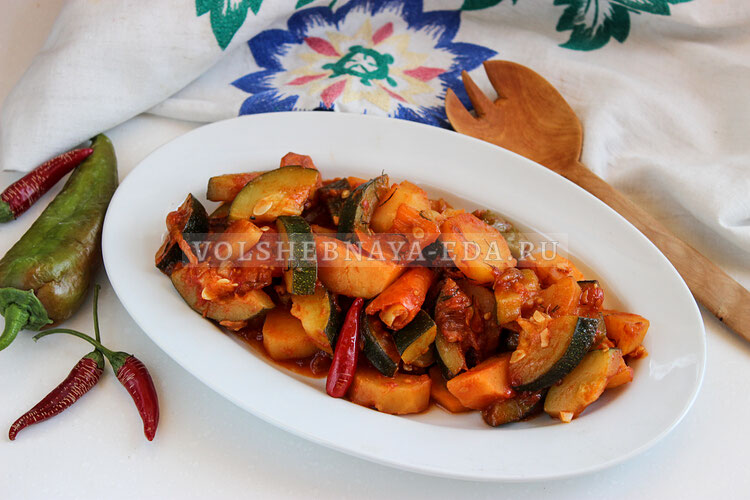 Как приготовить аппетитное овощное рагу с картошкой