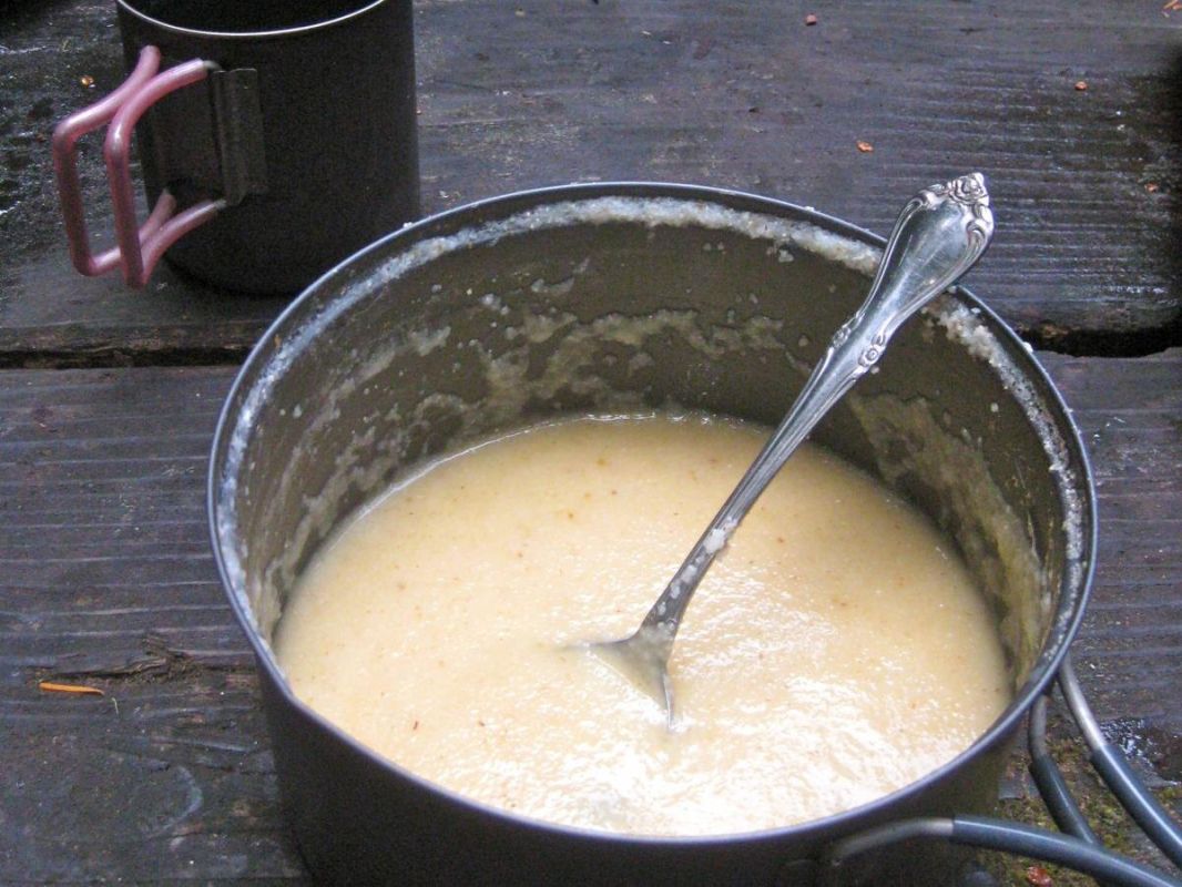 Как приготовить идеальную манную кашу: секреты и советы