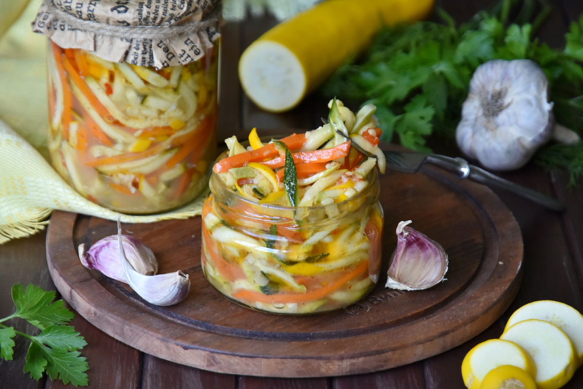 Кабачки с морковью по-корейски: секреты яркой закуски на зиму