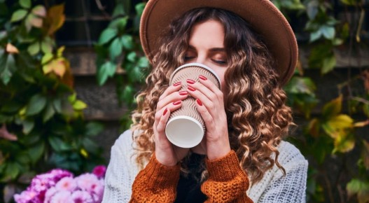 Почему кофе может ухудшить ваше настроение и что выбрать вместо него