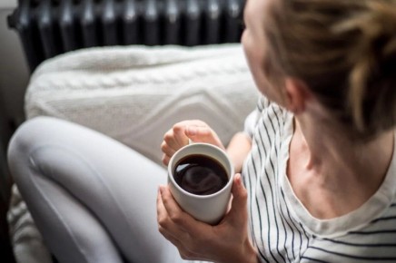 Кофе и давление: кто рискует и как проверить реакцию на напиток