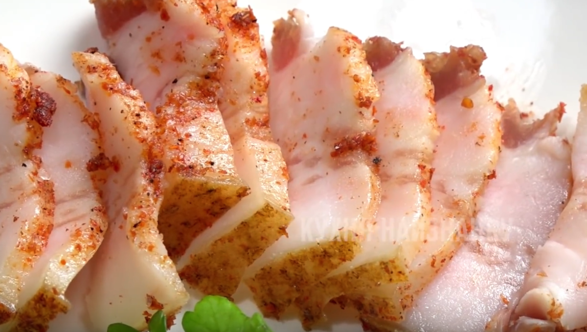 Малосольное сало: два простых рецепта для гурманов