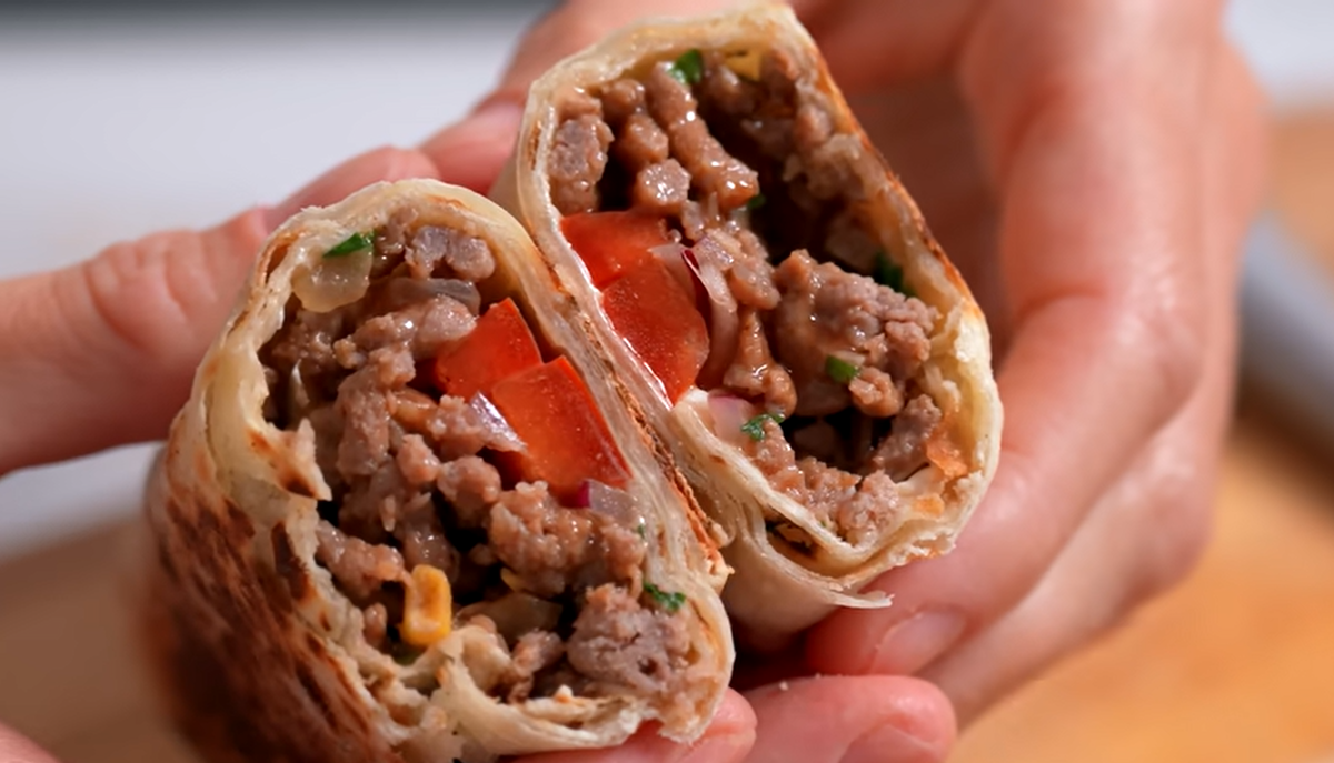 Вкусный фарш в лаваше за 15 минут: быстро и просто