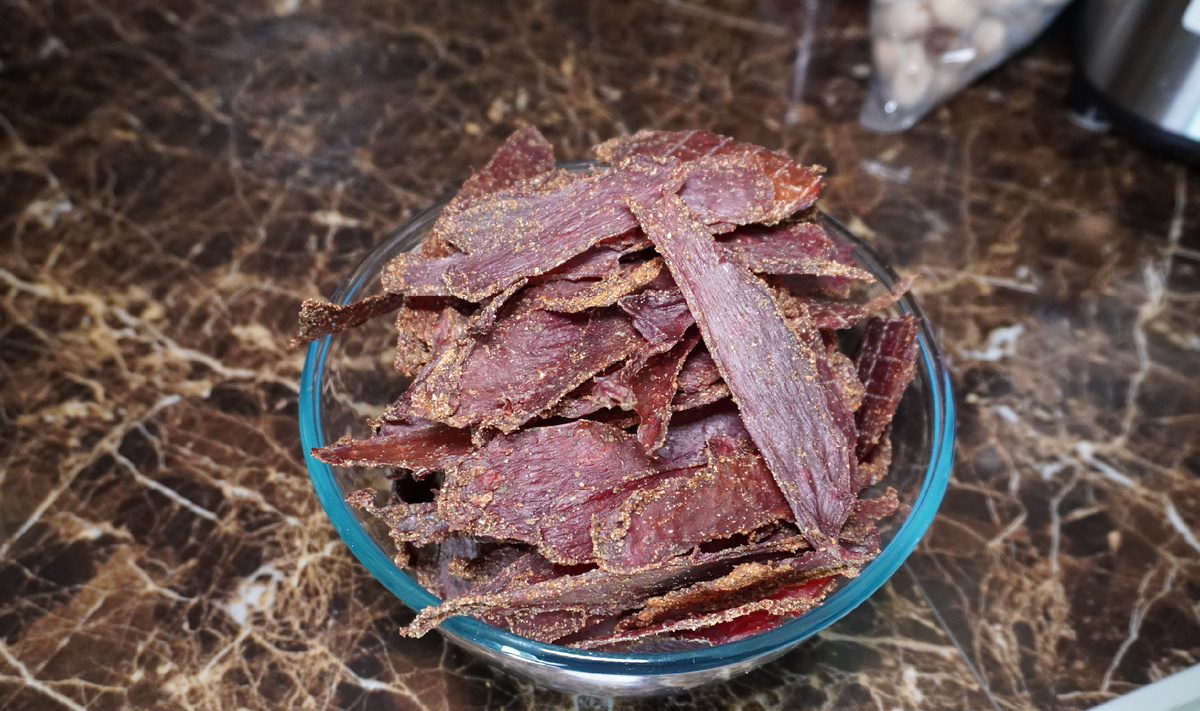 Как приготовить мясные чипсы: вкусный и простой рецепт на каждый день