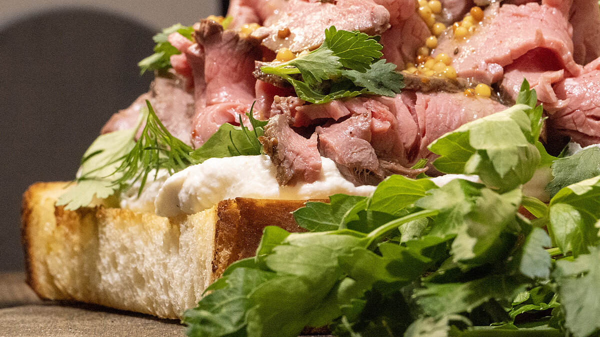 Ростбиф на завтрак: вкусное начало дня