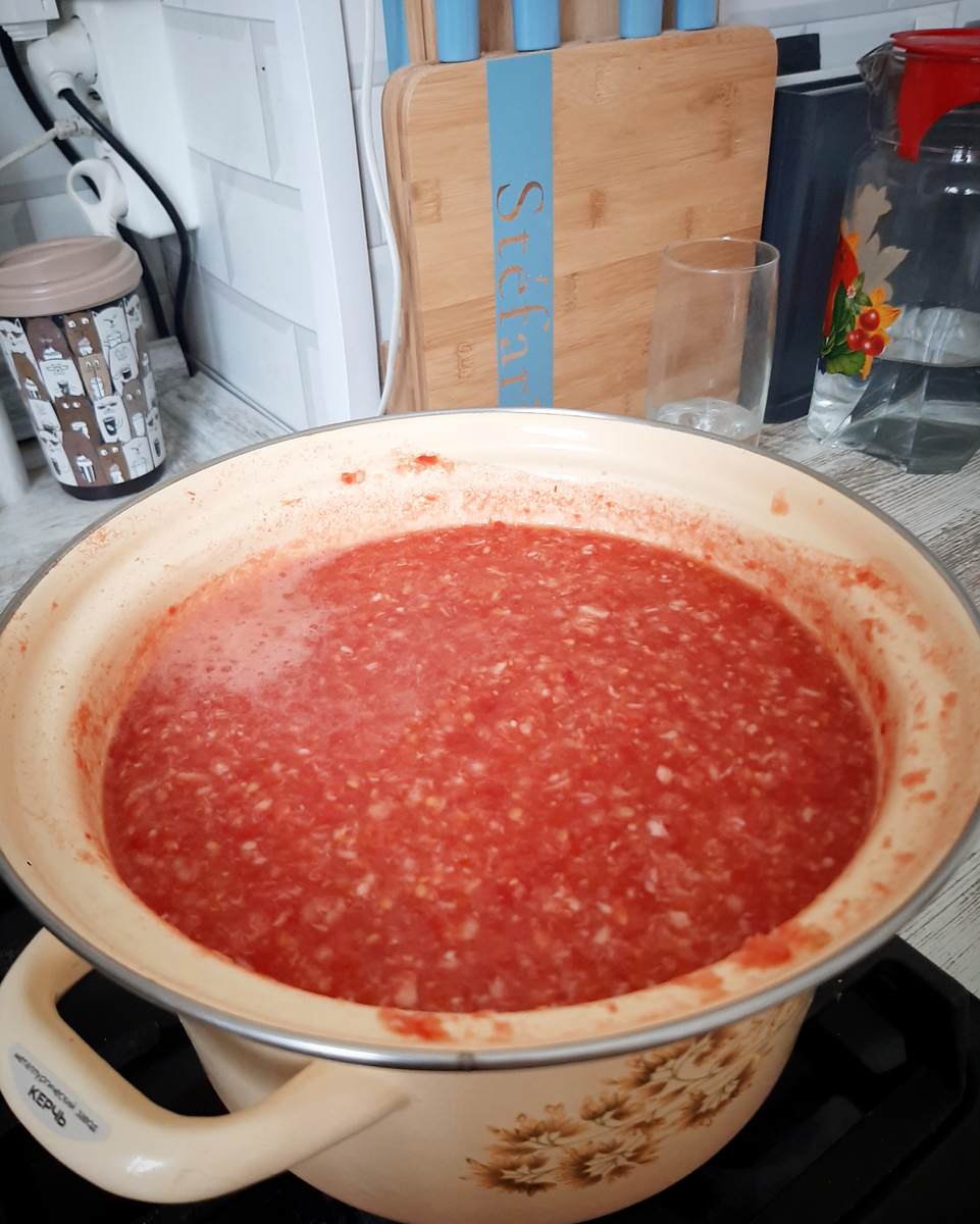 Как готовить зимние заготовки: полезные рецепты и советы