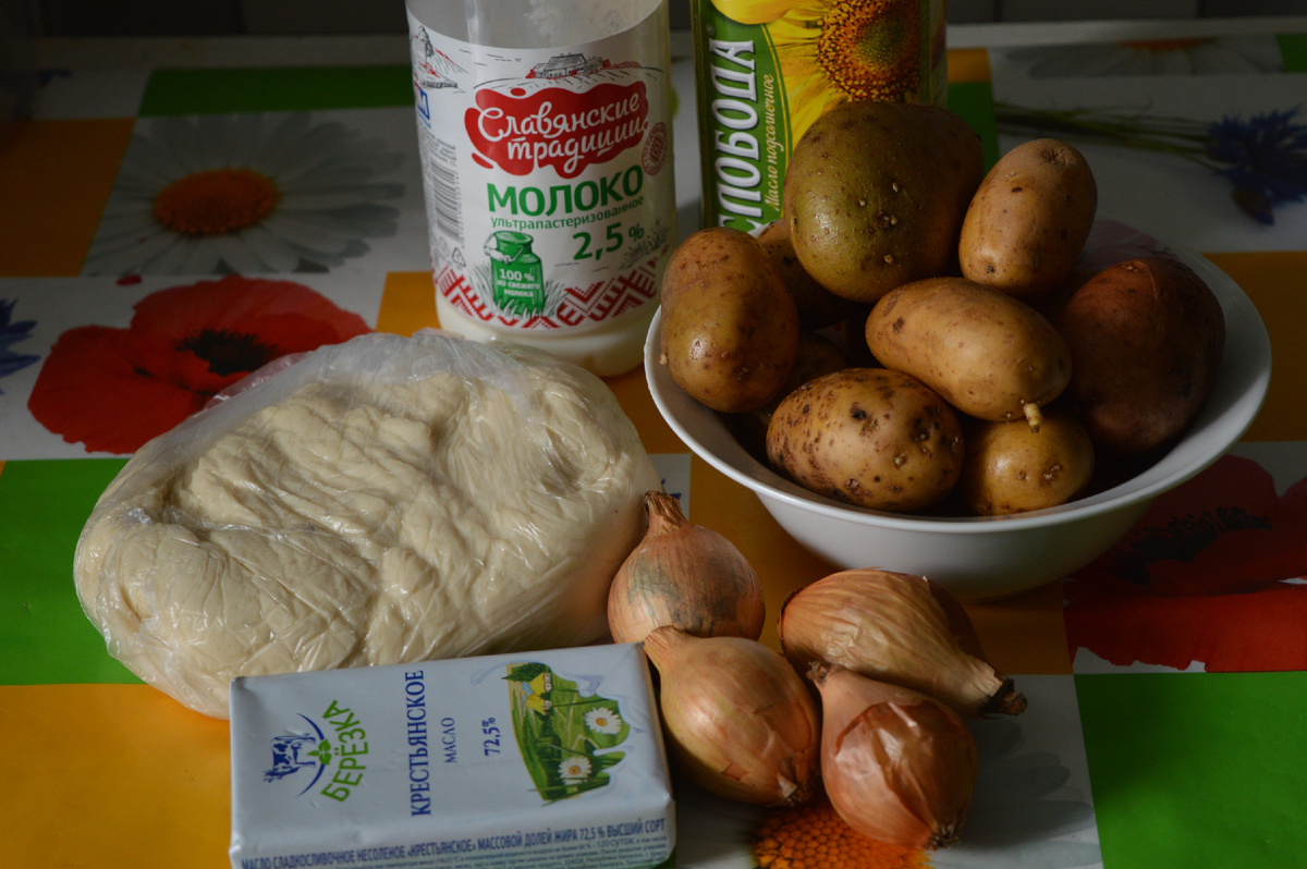 Пирожки с картошкой и луком: классика русской кухни