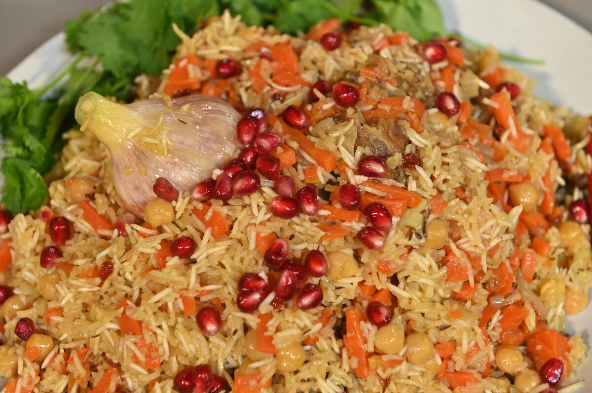 Плов из говядины и нута: новое звучание классического блюда