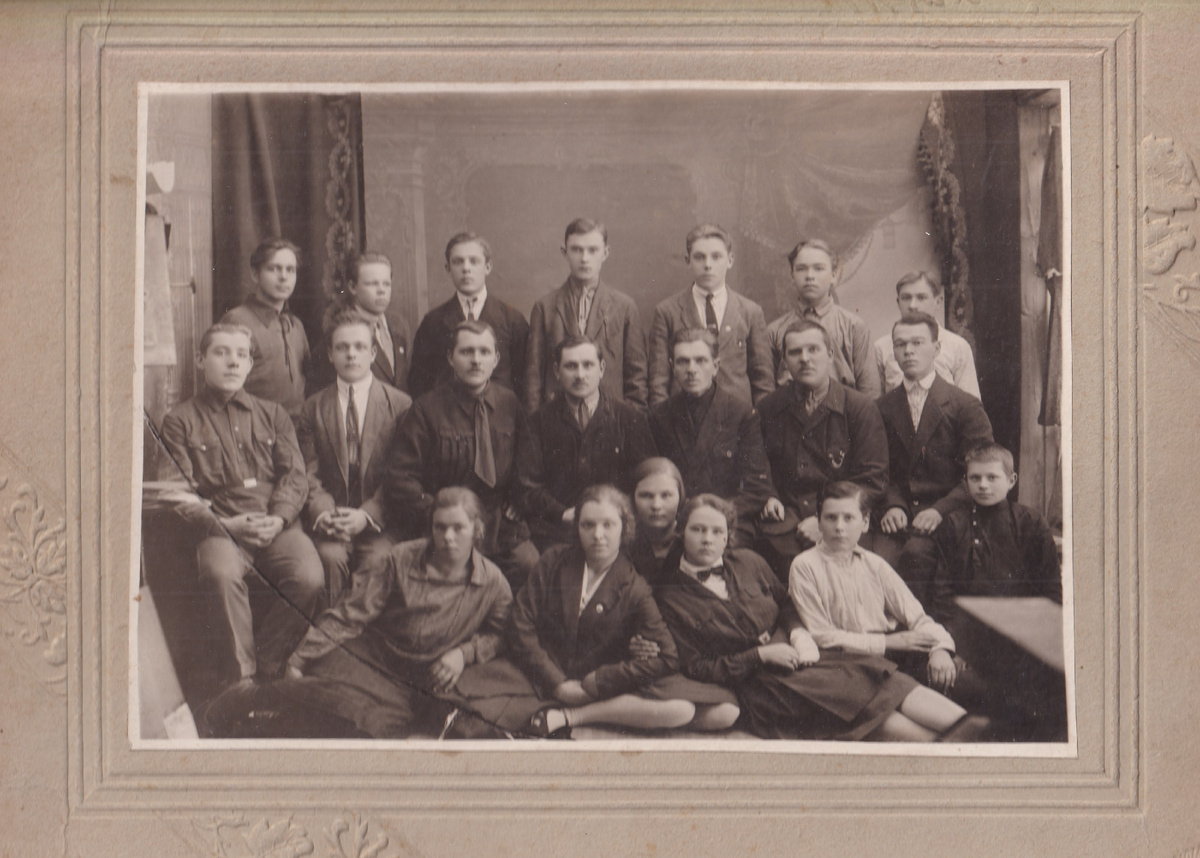 Возрождение нижнетагильского подносного промысла: от упадка к новому блеску