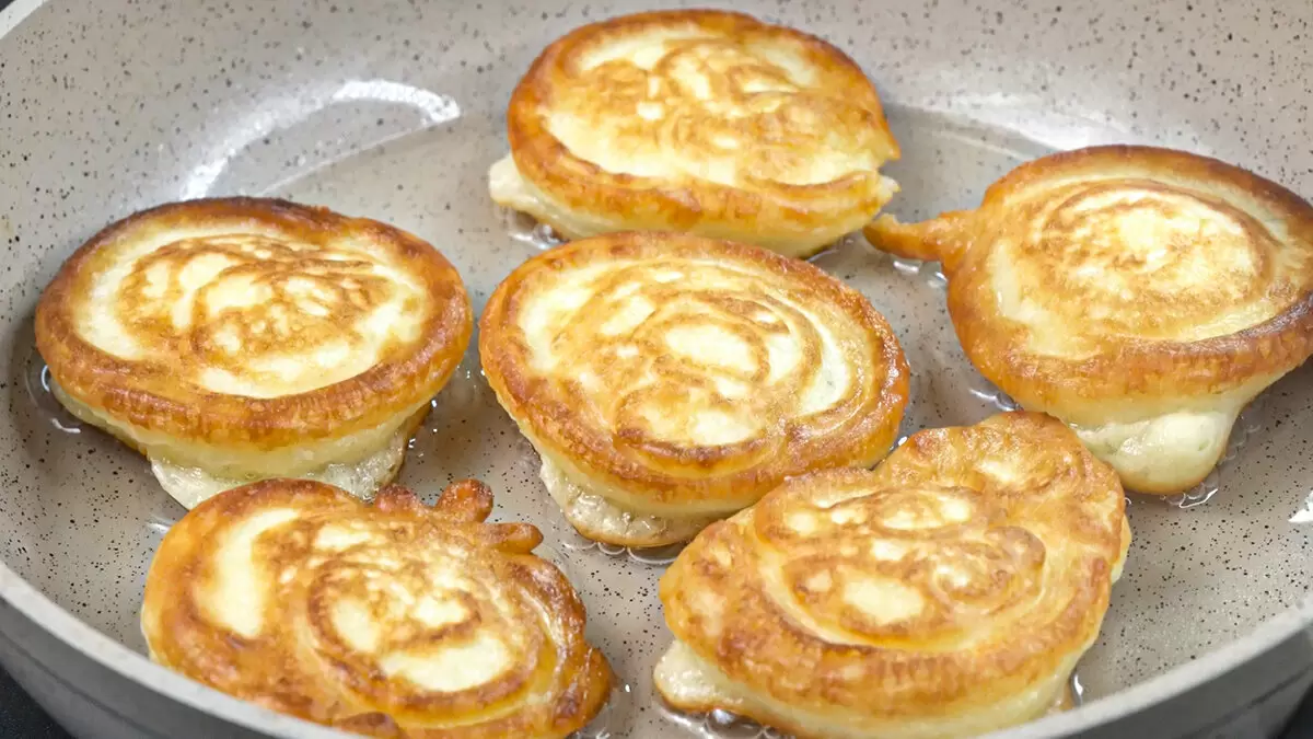 Пышные оладьи за 15 минут: идеальный завтрак для всей семьи