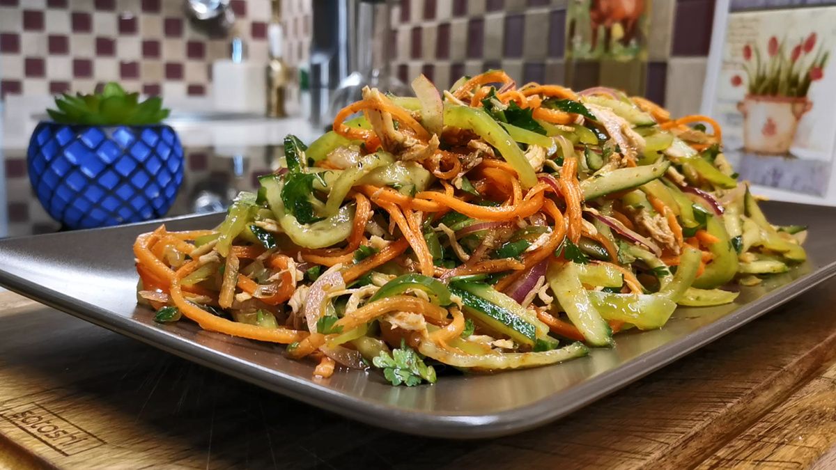 Эффектный корейский салат, который покорит вашу семью
