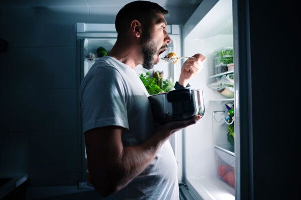 Вакуумная упаковка не продлит сроки хранения продуктов, уверяет эксперт